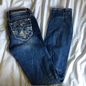 Rock revival straight leg jeans